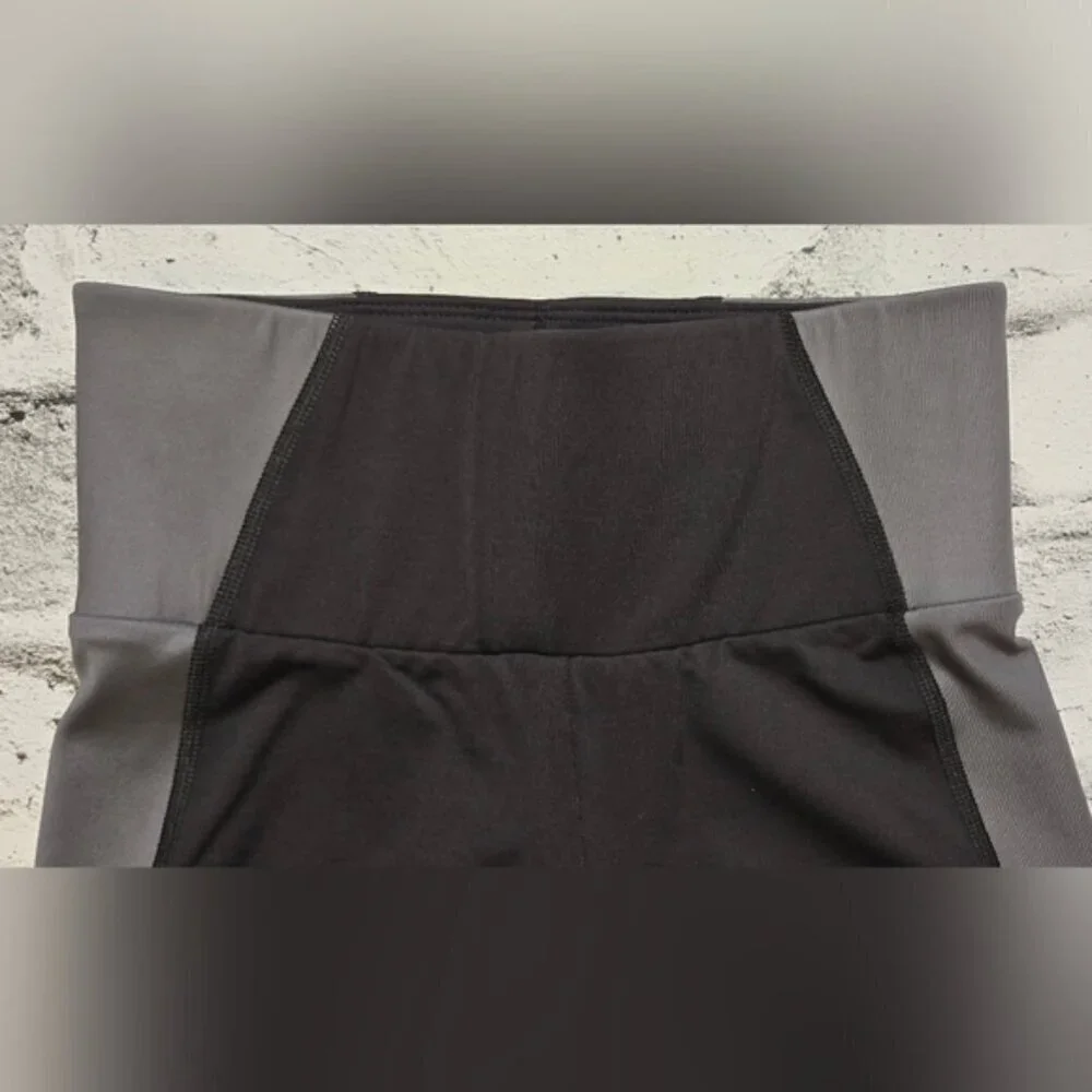 MICHI Vibe Bike Shorts - Black/Grey